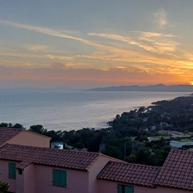 Tous à la piscine au BELVEDERE vue mer - Villa mit 2 Schlafzimmern - 30