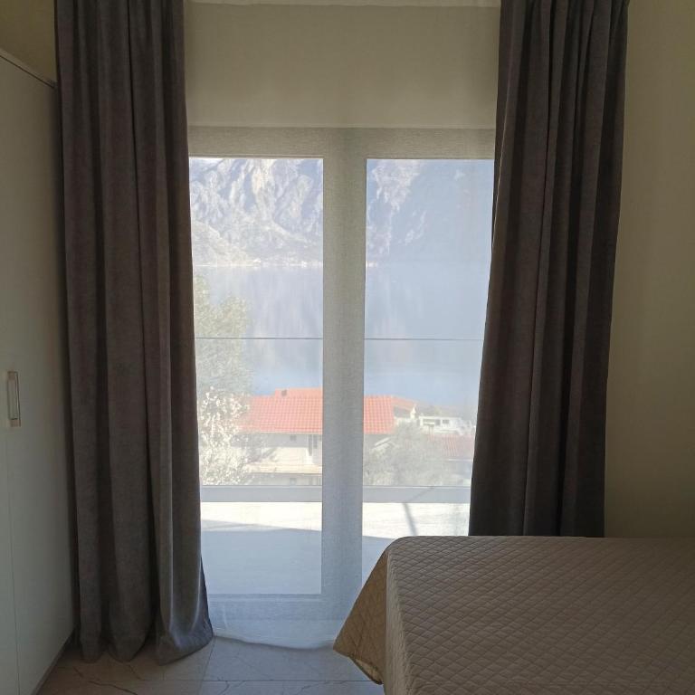 Opulent BayView Apartment Kotor - Two-Bedroom Apartment - 37