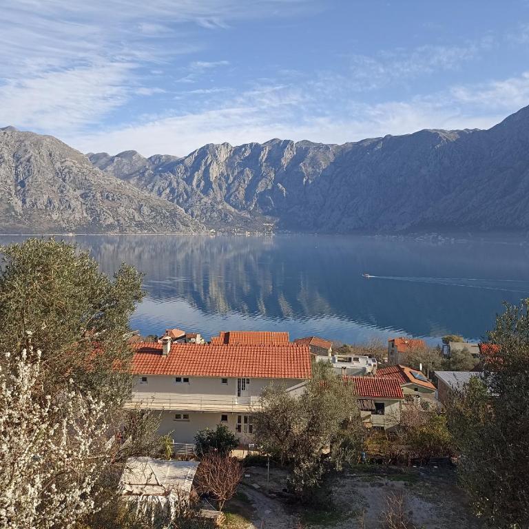 Opulent BayView Apartment Kotor - Two-Bedroom Apartment - 56