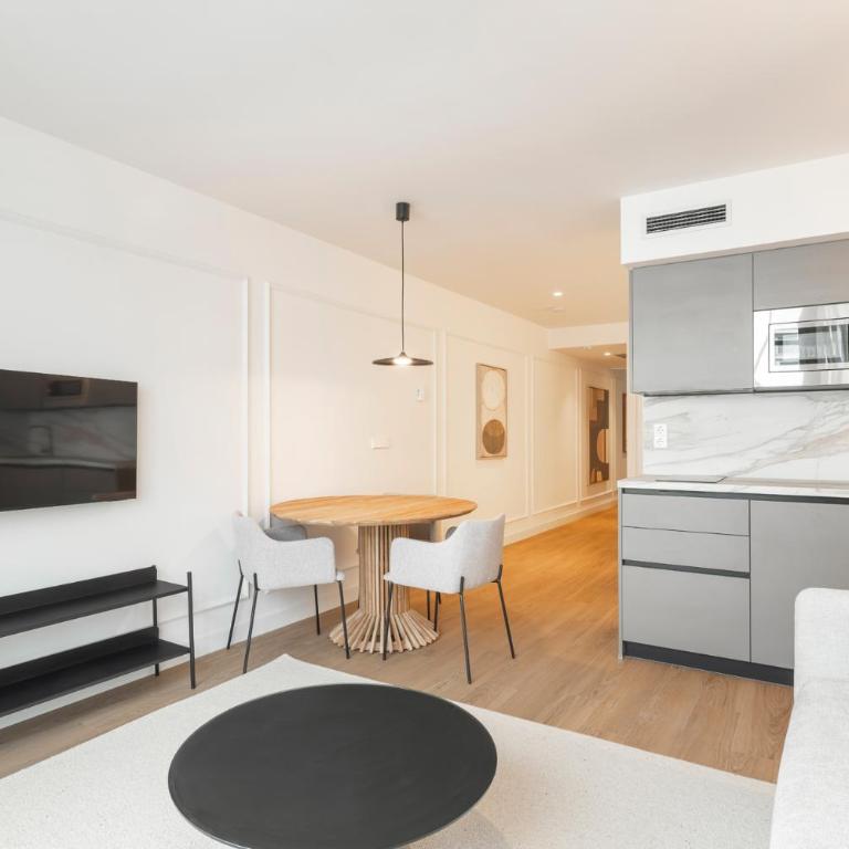 Marina 30 - Apartamento con vistas a la ciudad - 3
