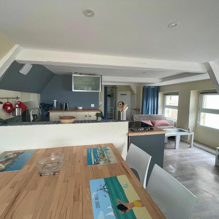 T2 dans l'intra-Muros VUE MER exceptionnelle - Appartement 1 Chambre - Vue sur Mer - 4