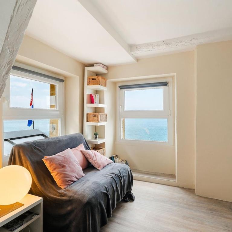 T2 dans l'intra-Muros VUE MER exceptionnelle - Appartement 1 Chambre - Vue sur Mer - 3