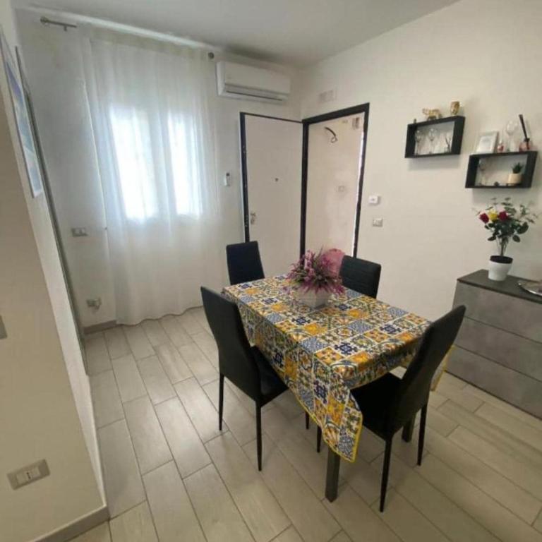 Peppino's Home, Catania Centro - Two-Bedroom Apartment with Balcony - 6