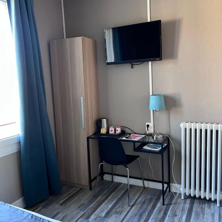 Hotel De l'Univers - Chambre Double – Vue sur Cour - 14