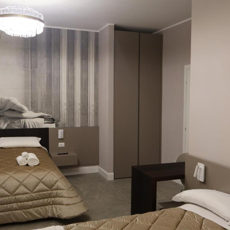 COLOSS IMPERIAL SUITE Guest House - Camera Quadrupla Deluxe - 18