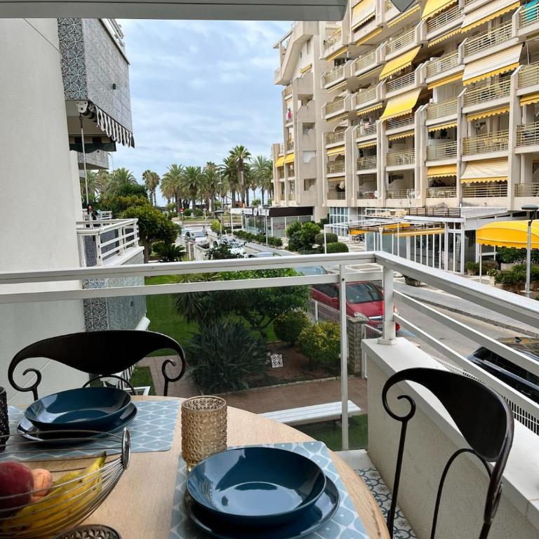 Vista mar, 1ª línea paseo Jaime, parking privado - Two-Bedroom Apartment - 15