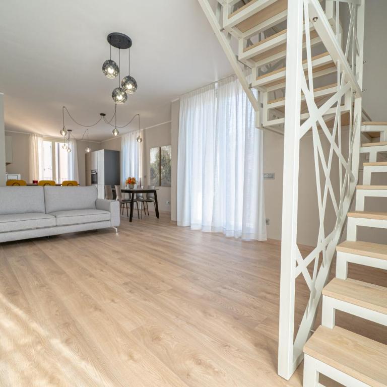 Square of Lake - Appartamento con 2 Camere da Letto - 13