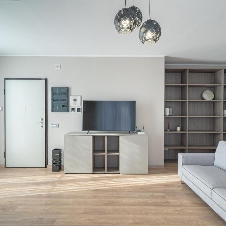 Square of Lake - Appartamento con 2 Camere da Letto - 1