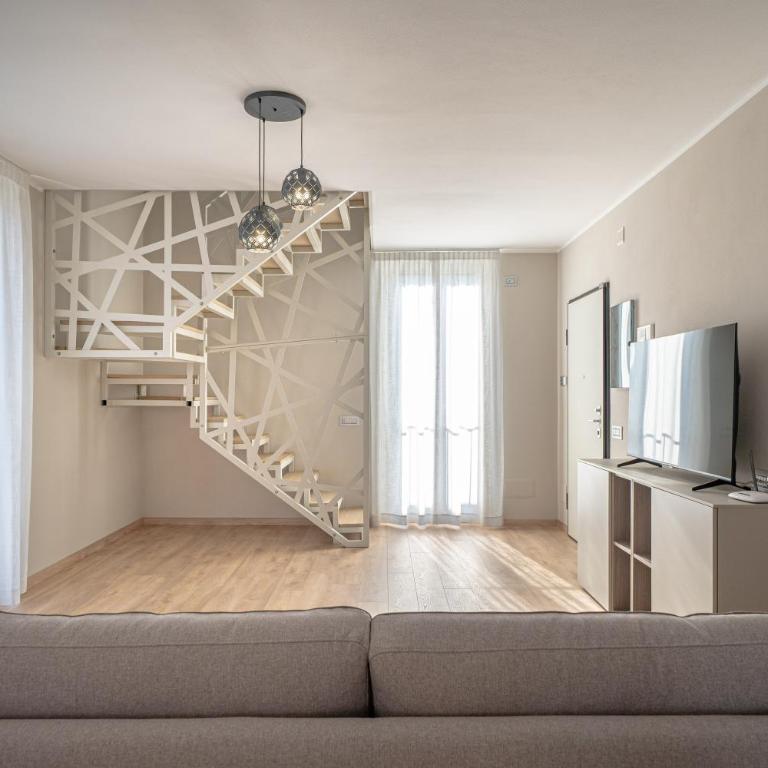 Square of Lake - Appartamento con 2 Camere da Letto - 44