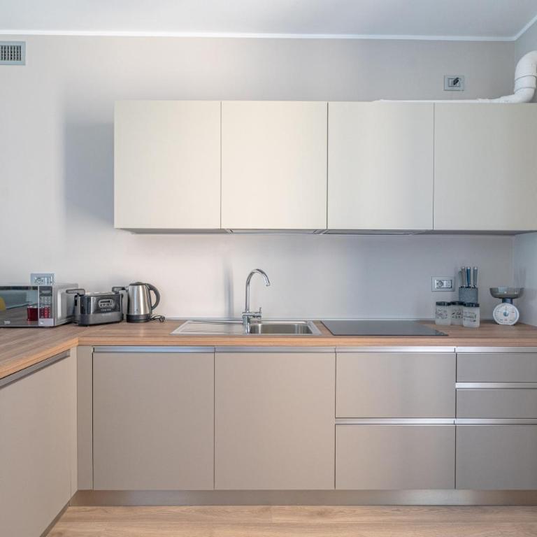 Square of Lake - Appartamento con 2 Camere da Letto - 62