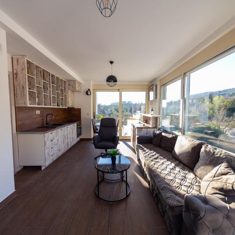 Majestic Apartment - Apartman s 1 Spavaćom Sobom i Pogledom na Bazen - 7