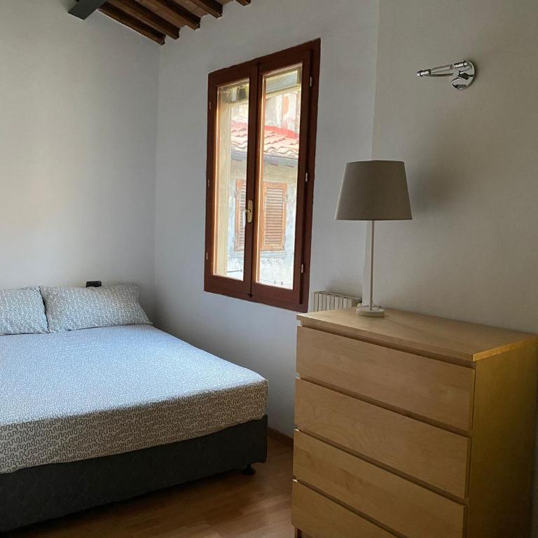 A due passi da Piazza - Appartamento con 1 Camera da Letto - 2