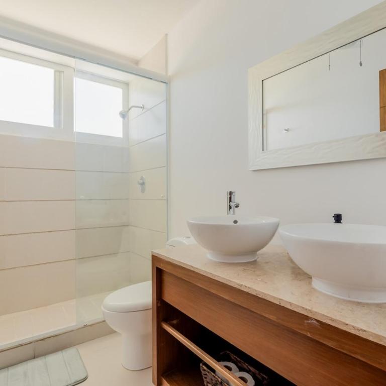 SEASlDE Beachfront 4 BDR by Casa Paraiso - Four-Bedroom Luxury Apartment - 21