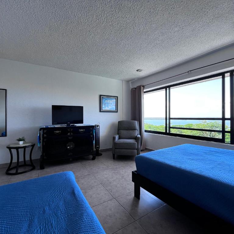 Great price on the beach - One-Bedroom Apartment - 11
