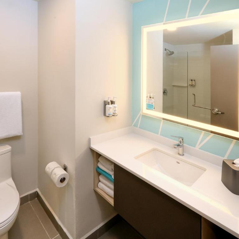 avid hotel Guadalajara Aeropuerto Norte - Habitación Estándar - Cama extragrande - 2