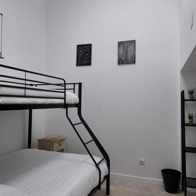 Cozy Mini Villa Heart of Madrid - Chalet de 2 dormitorios - 25