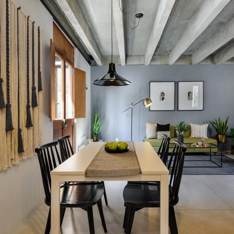 NEW! Historic Colonial Duplex in Downtown - One-Bedroom Apartment - 26