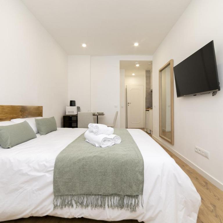 Luxury III - Ferga Suites - Estudio Deluxe con cama grande - 1