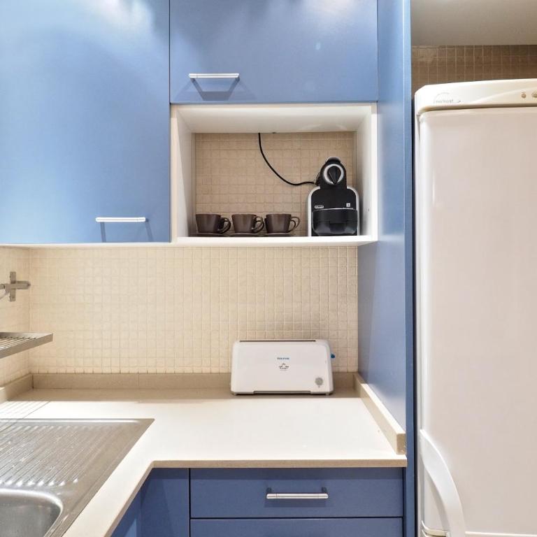 S4D Park Güell - Three-Bedroom Apartment - 9