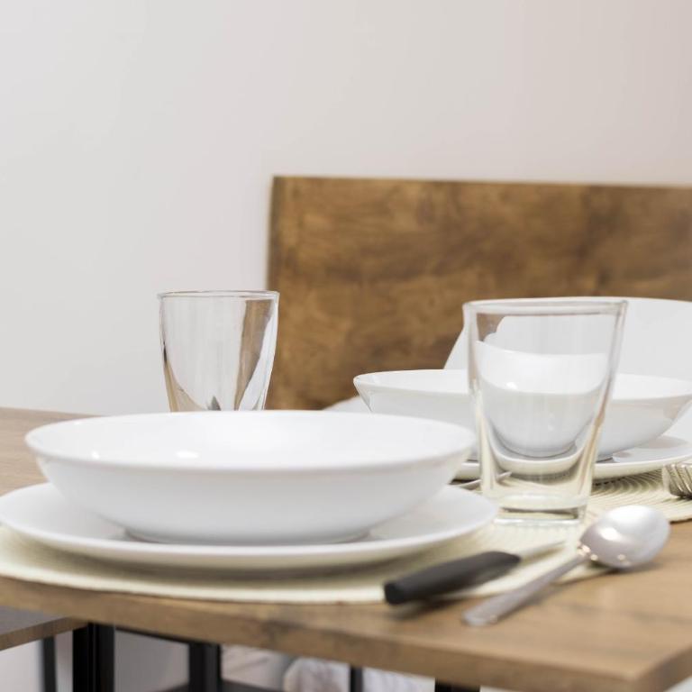 Luxury IV - Ferga Suites - Deluxe King Studio - 24