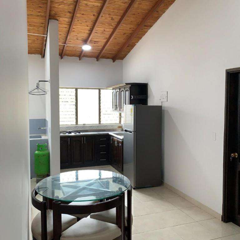 Aparta estudio - Apartamento de 1 dormitorio - 4