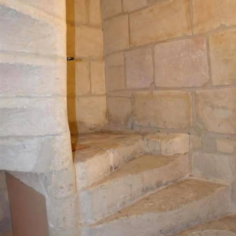 L'appartement duplex de la Roquette centre historique Arles - Appartement 2 Chambres - 17