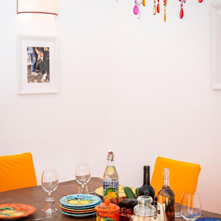 Villa Leonardo in the heart of Positano - Two-Bedroom House - 15