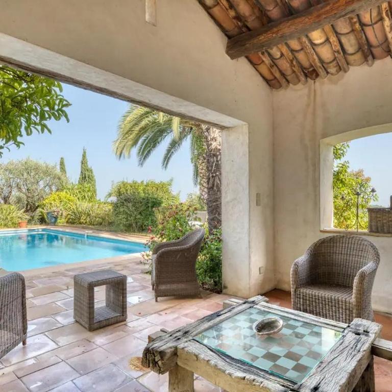 Villa paisible - Villa 3 Chambres - 4
