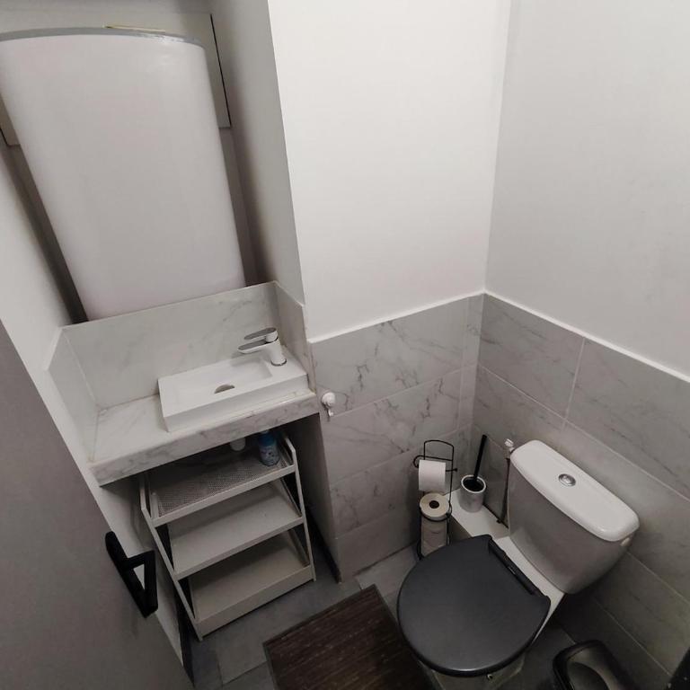 Apt 9 personnes garage, Wi-Fi, tram, parking, climatisation, jeux - Apartment mit 2 Schlafzimmern - 7