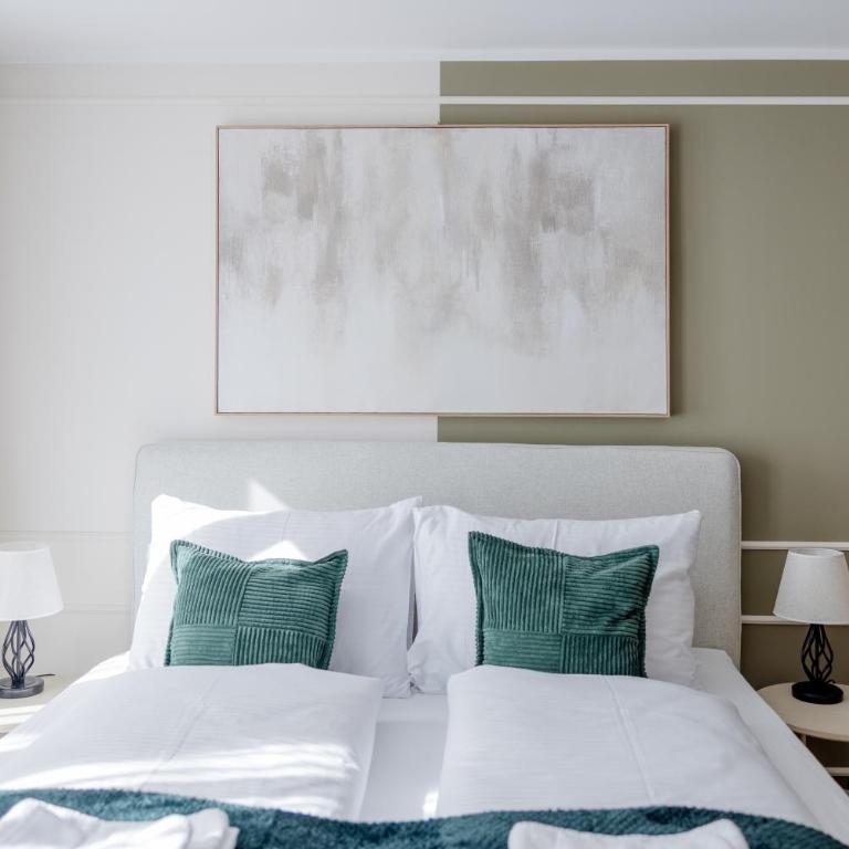 Lumen Homes - Altstadt-Residenz, direkt im Zentrum, geräumiges Apartment mit 5 Zimmern, Küche - Three-Bedroom Apartment - 11