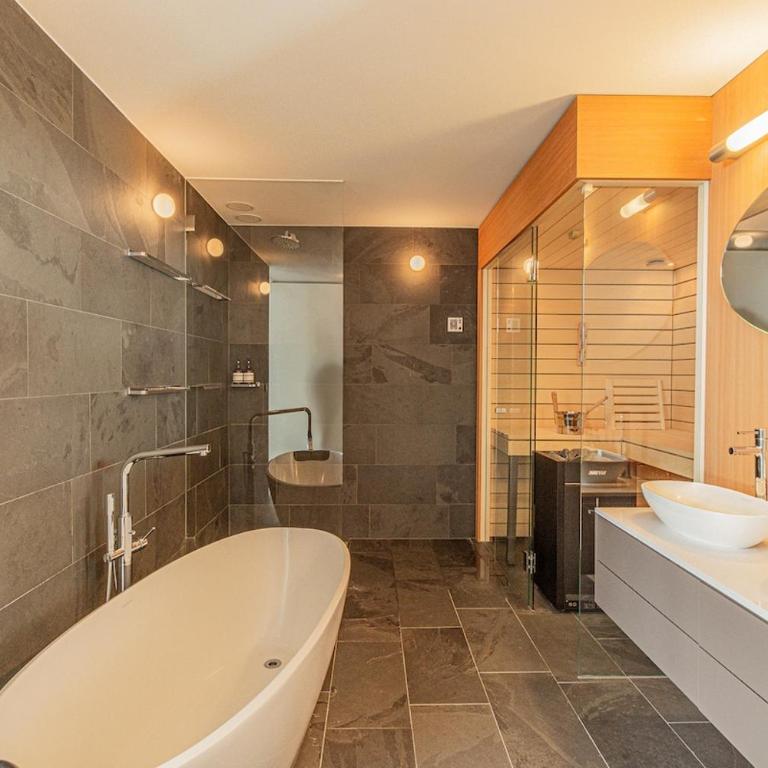 Luxury Panorama Apartment Tola - Apartment - 12