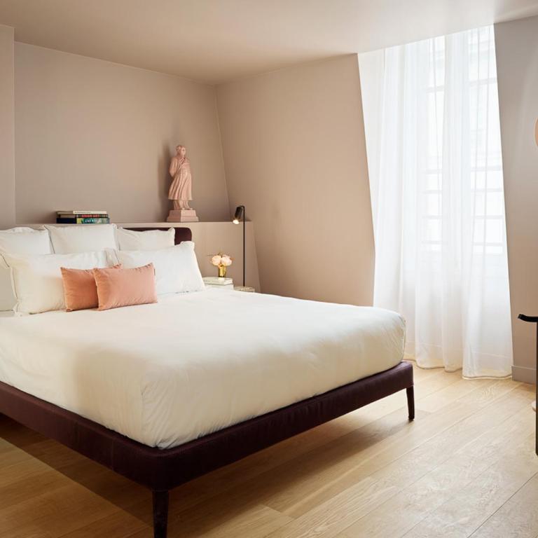 Hotel de Pourtales - Three-Bedroom Loft Apartment - 13