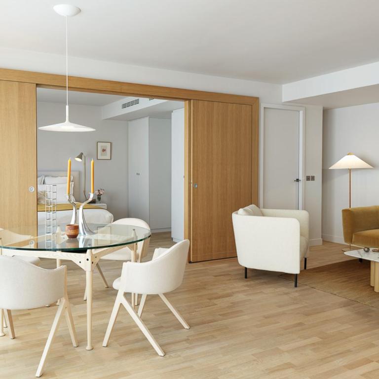 Hotel de Pourtales - Two-Bedroom Apartment with City View - 2