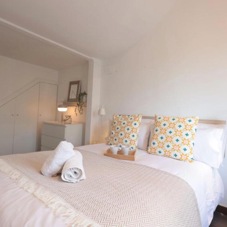 Inmyhome Bib Rambla I - Three-Bedroom Deluxe Apartment - 14