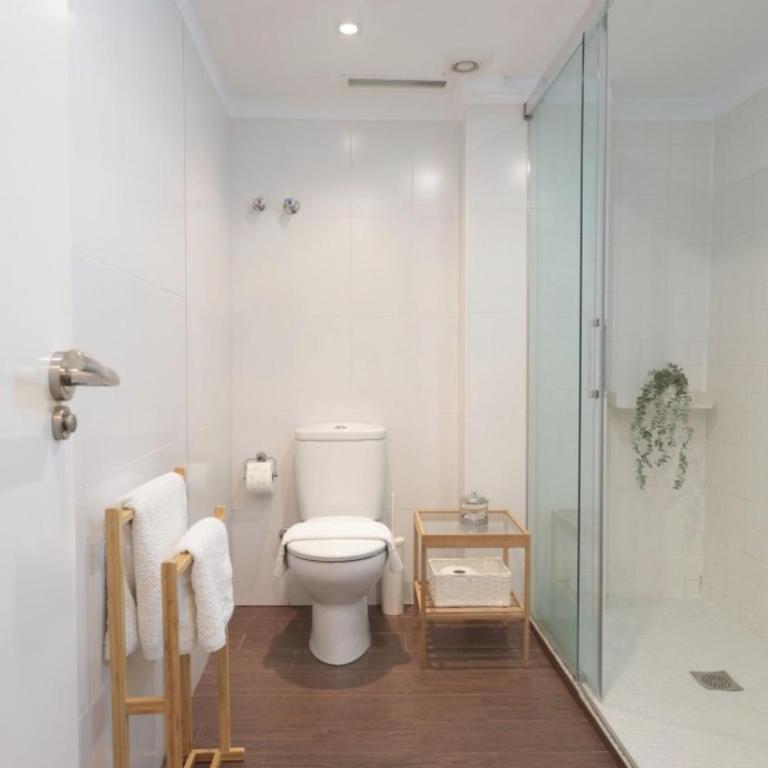 Inmyhome Bib Rambla I - Three-Bedroom Deluxe Apartment - 17