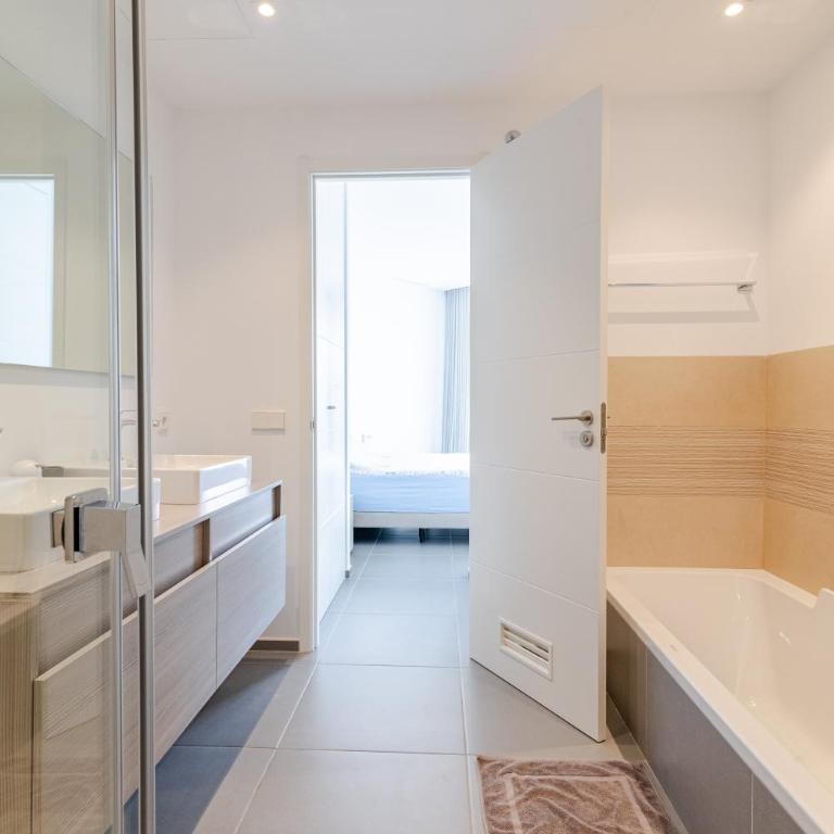 Penthouse with Jacuzzi, Ocean and Pool Views - Apartamento de 2 dormitorios - 15