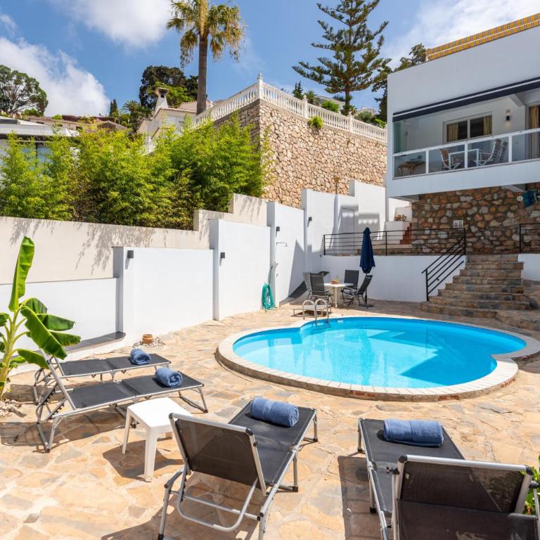 Casa Torremuelle II - Townhouse with private Pool & BBQ near Playa Bonita - Four-Bedroom Apartment - 1