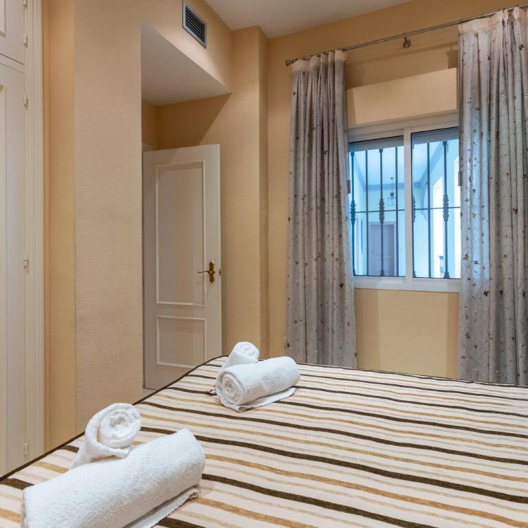 San Vicente s Apartment - Two-Bedroom Apartment - 16