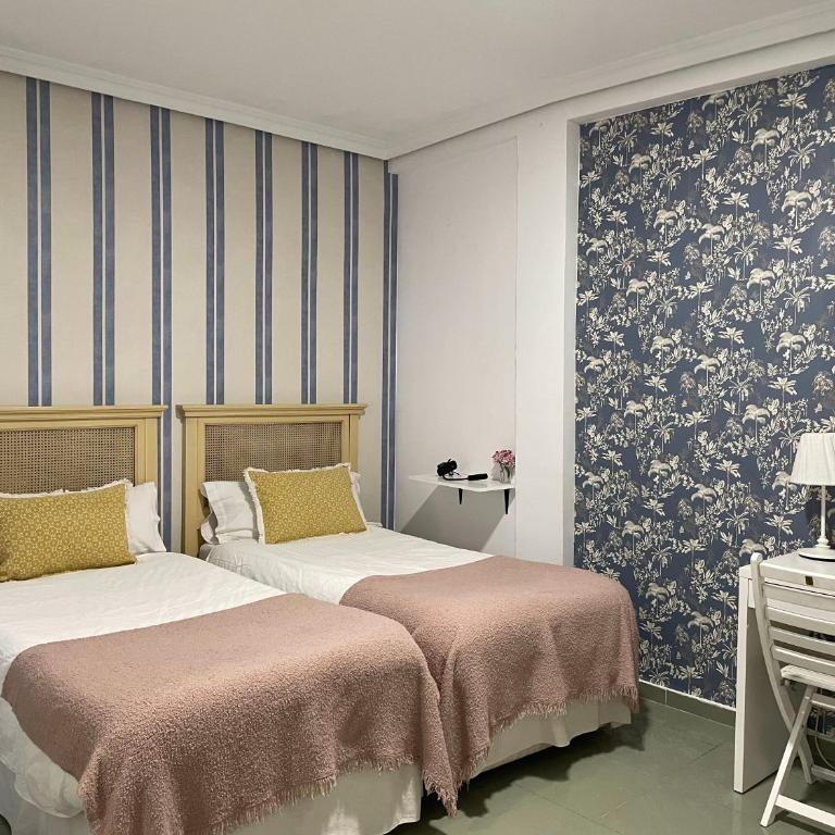 Habitación Privada Centro Histórico - Habitación Doble con cama supletoria - 1