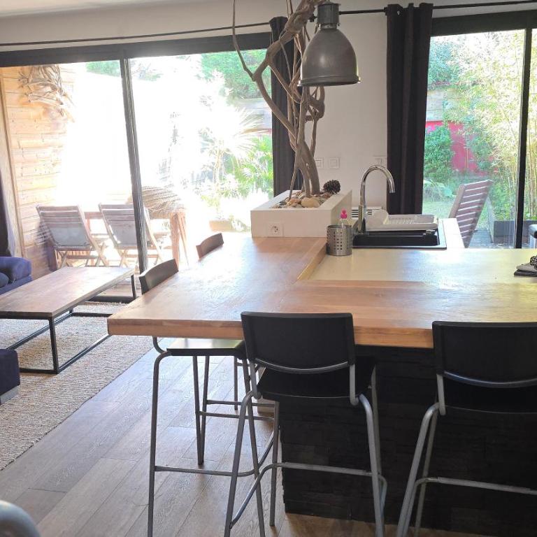 Maison avec 3 appartements à 5min de la plage sud - Maison 2 Chambres - 8