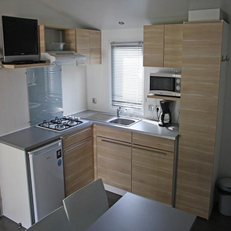 BONNES VACANCES sur le CAMPING LE BOSC - Mobile Home - 3