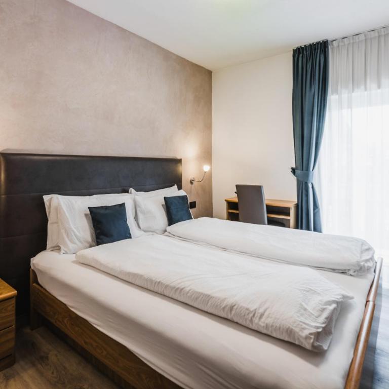 Hotel Arnika - Camera Matrimoniale/Doppia con Letti Singoli con Vista Montagna - 3
