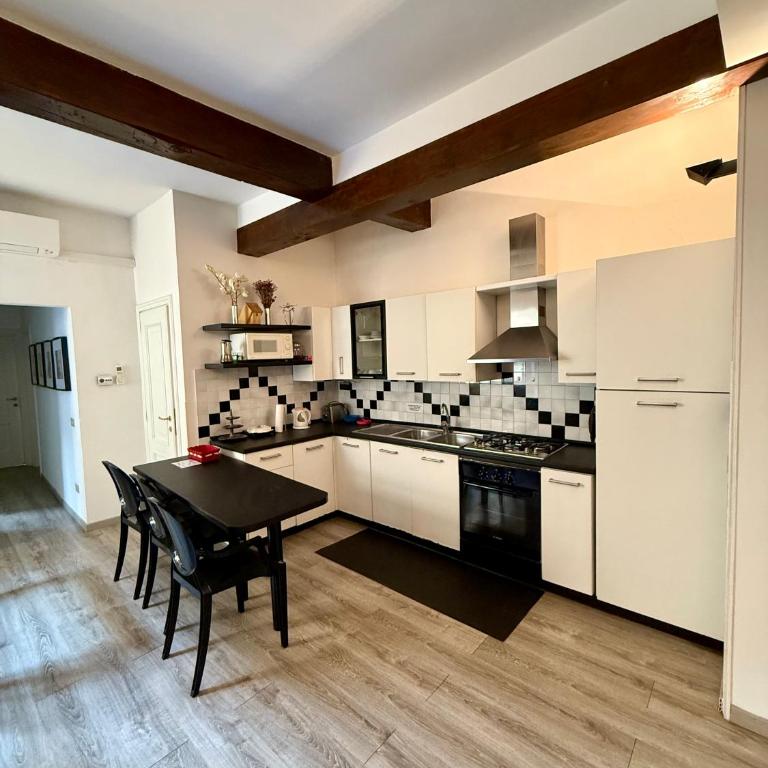 Amazing Florence House - Appartamento con 2 Camere da Letto - 28