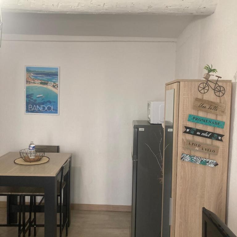 Bandol Studio à deux pas du port - Appartement 2 Chambres - 8