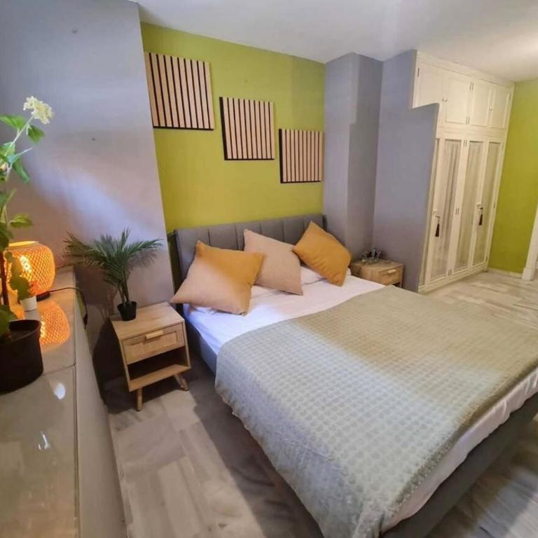 Rey Centro 3 Rooms - Three-Bedroom Apartment - 3