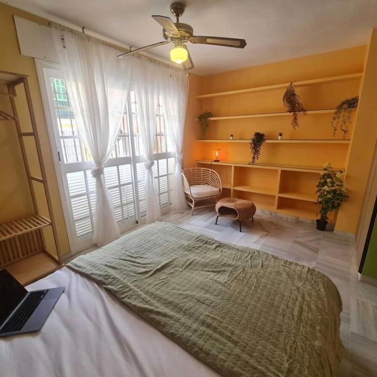 Rey Centro 3 Rooms - Three-Bedroom Apartment - 13