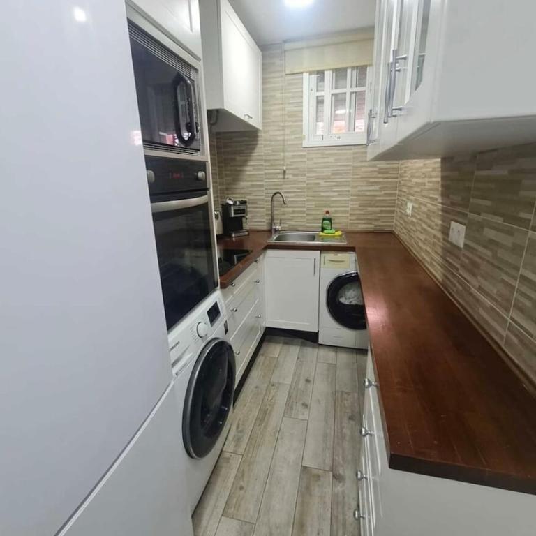 Rey Centro 3 Rooms - Three-Bedroom Apartment - 16
