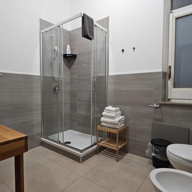 Palermo Belmonte Florio - Camera Matrimoniale con Bagno Privato - 13