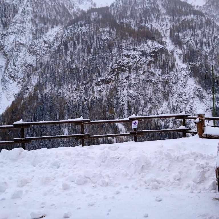 Maison Neige Et Soleil - One-Bedroom Apartment with Balcony and Mountain View - 11