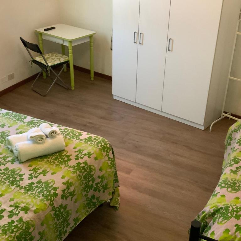 Casa di Osio - Porta Romana - Triple Room with Private External Bathroom - 16